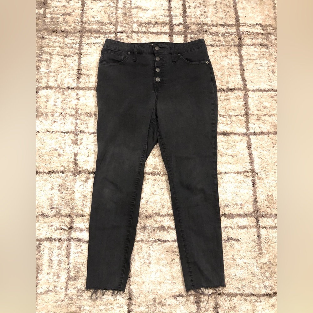 Madewell black button fly jeans. Curvy high rise skinny size 32.